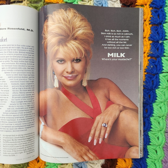 Vintage Vogue Magazine Madonna October 1996 Issue - Picture 10 of 11